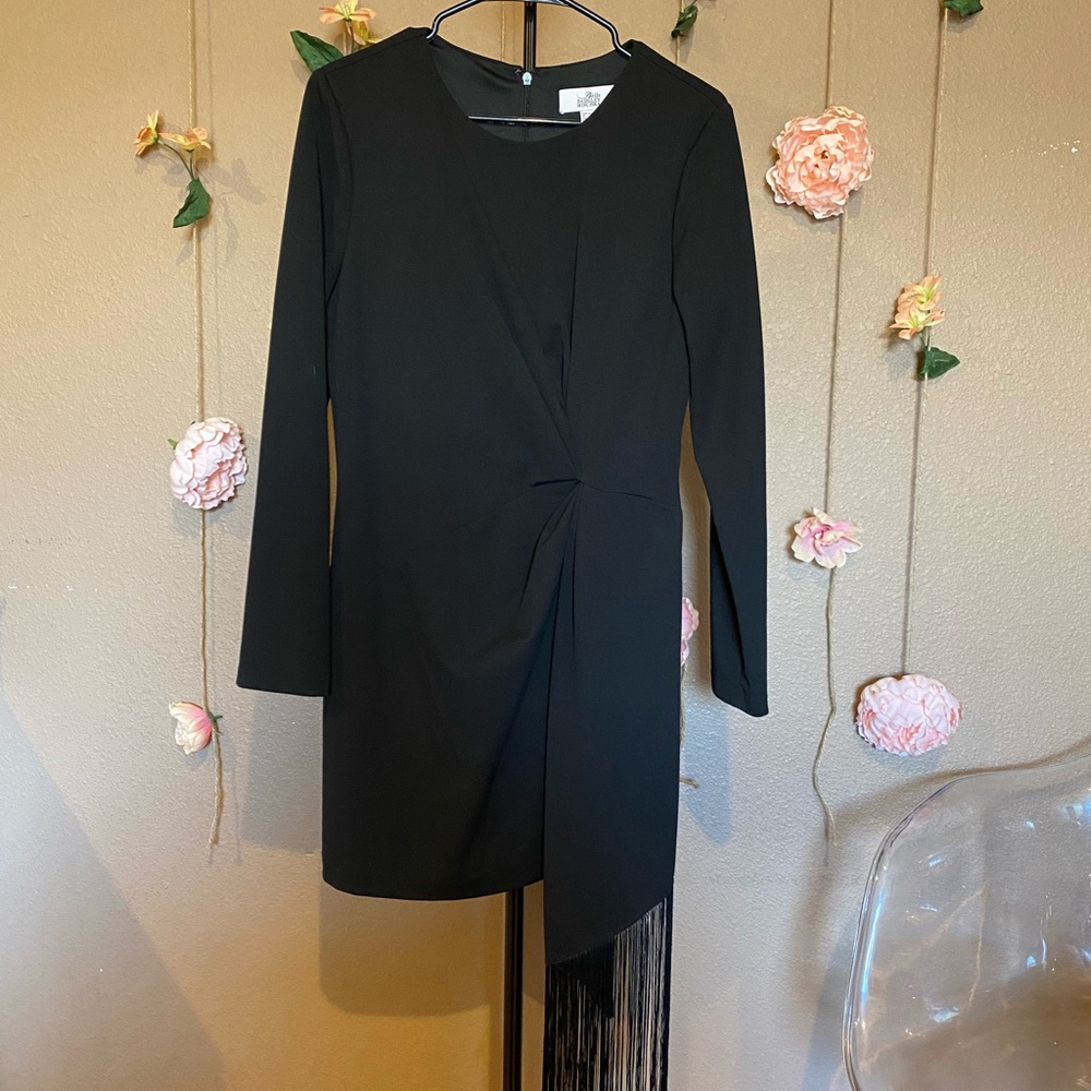 Belle Badgley Mischka: Harley Crepe Fringe Crew Neck Long Sleeve Bodycon Dress